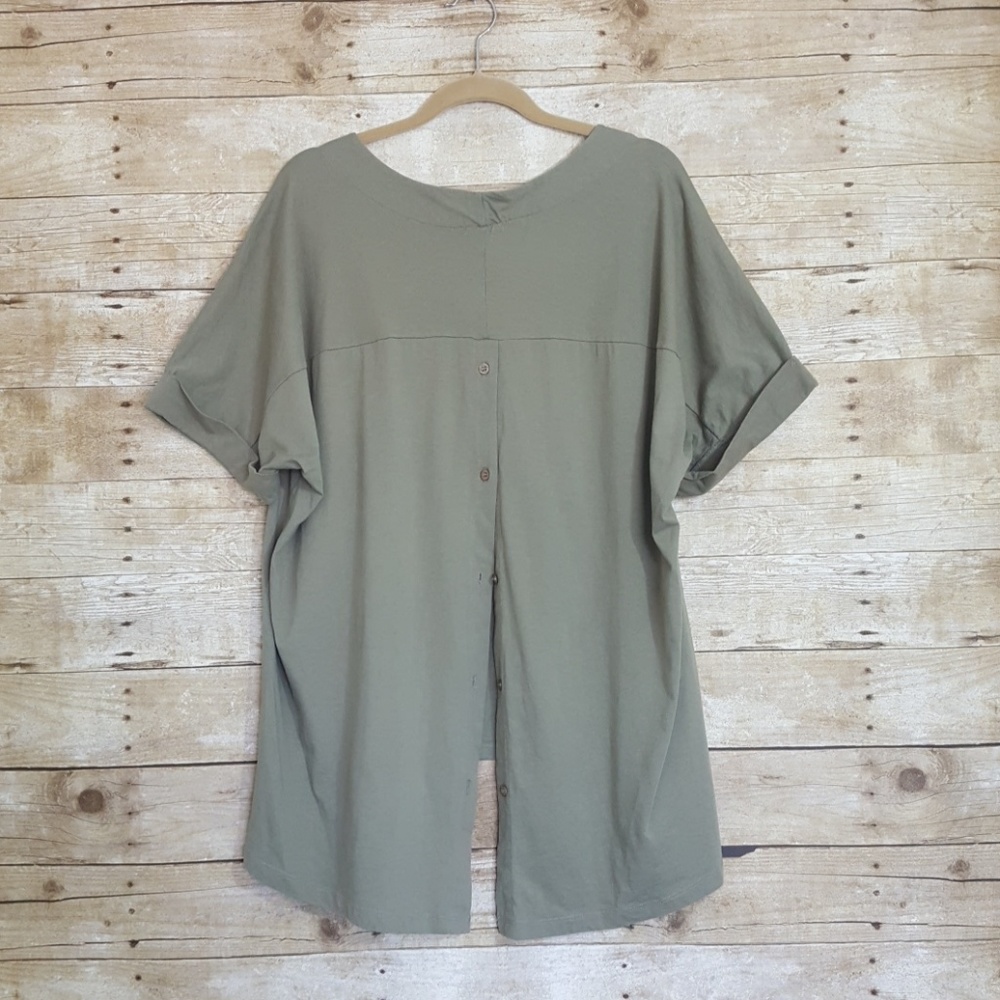 fly free Blouse - Picture 2 of 4